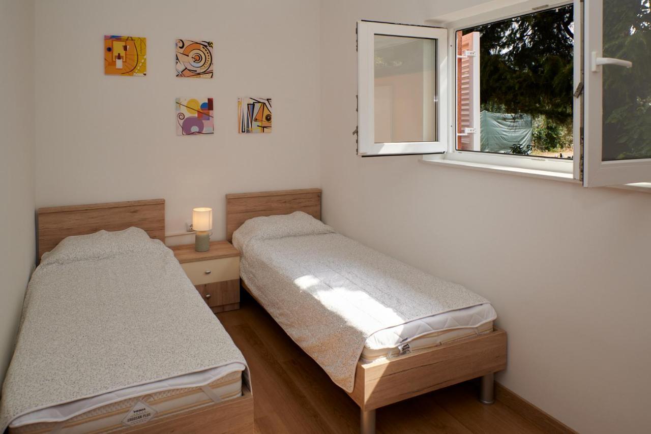 Cittanova Boutique Apartment Con Piscina Novigrad Istria Buitenkant foto