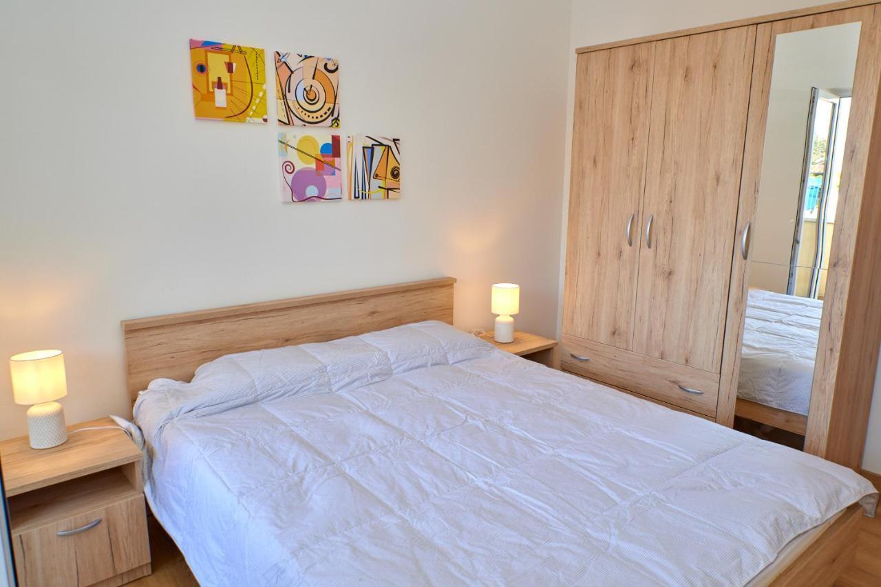 Cittanova Boutique Apartment Con Piscina Novigrad Istria Buitenkant foto
